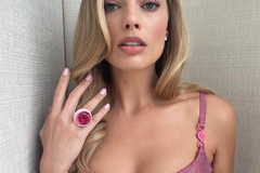 7 productos de makeup para crear tu versión de look  "BARBIE"