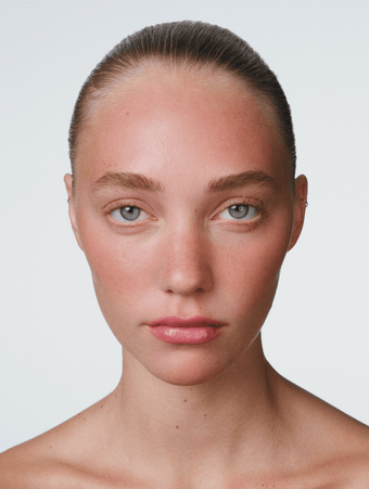 Nue: Beige with cool-pink undertones