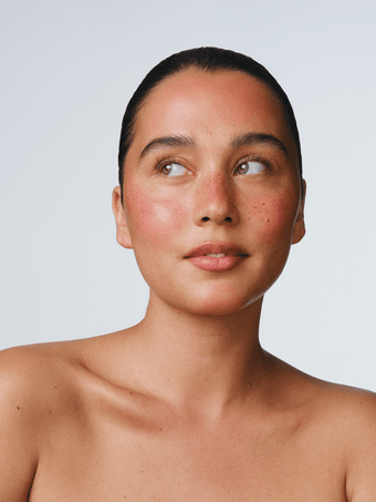 Baie: Berry with cool undertones