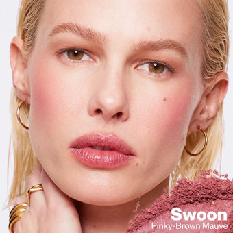 Swoon: Malva marrón rosado.