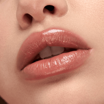 100 Degrees: Beige rosado neutro.