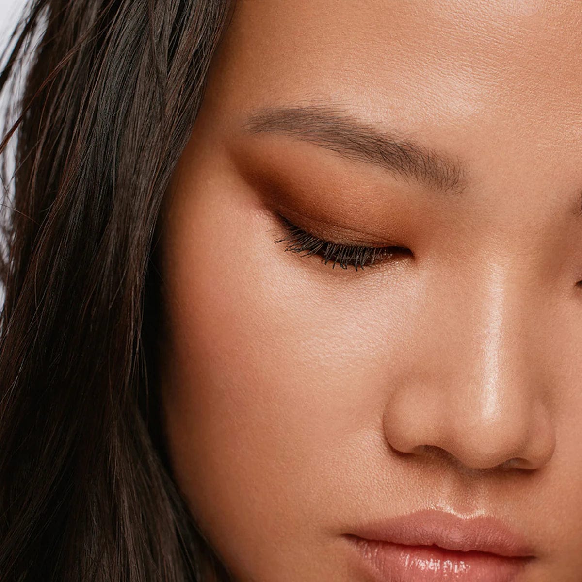 Smoky Eye Baton