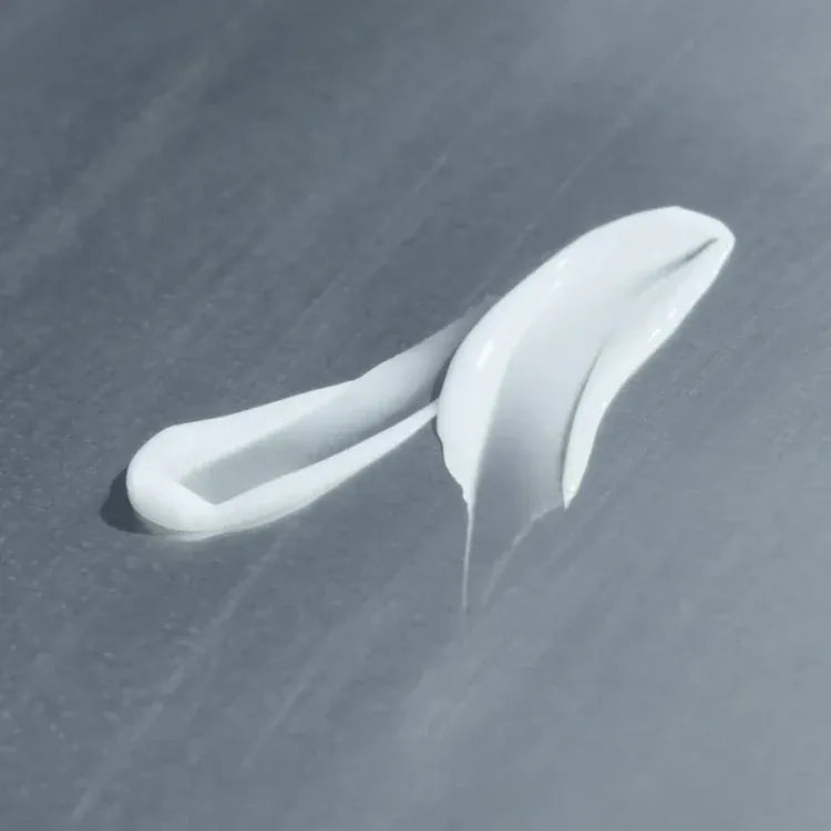 The SMOOTH Dynamic Wrinkle Defense Serum